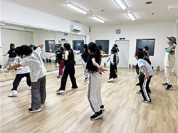 川崎幸ダンススタジオ レッスン1
